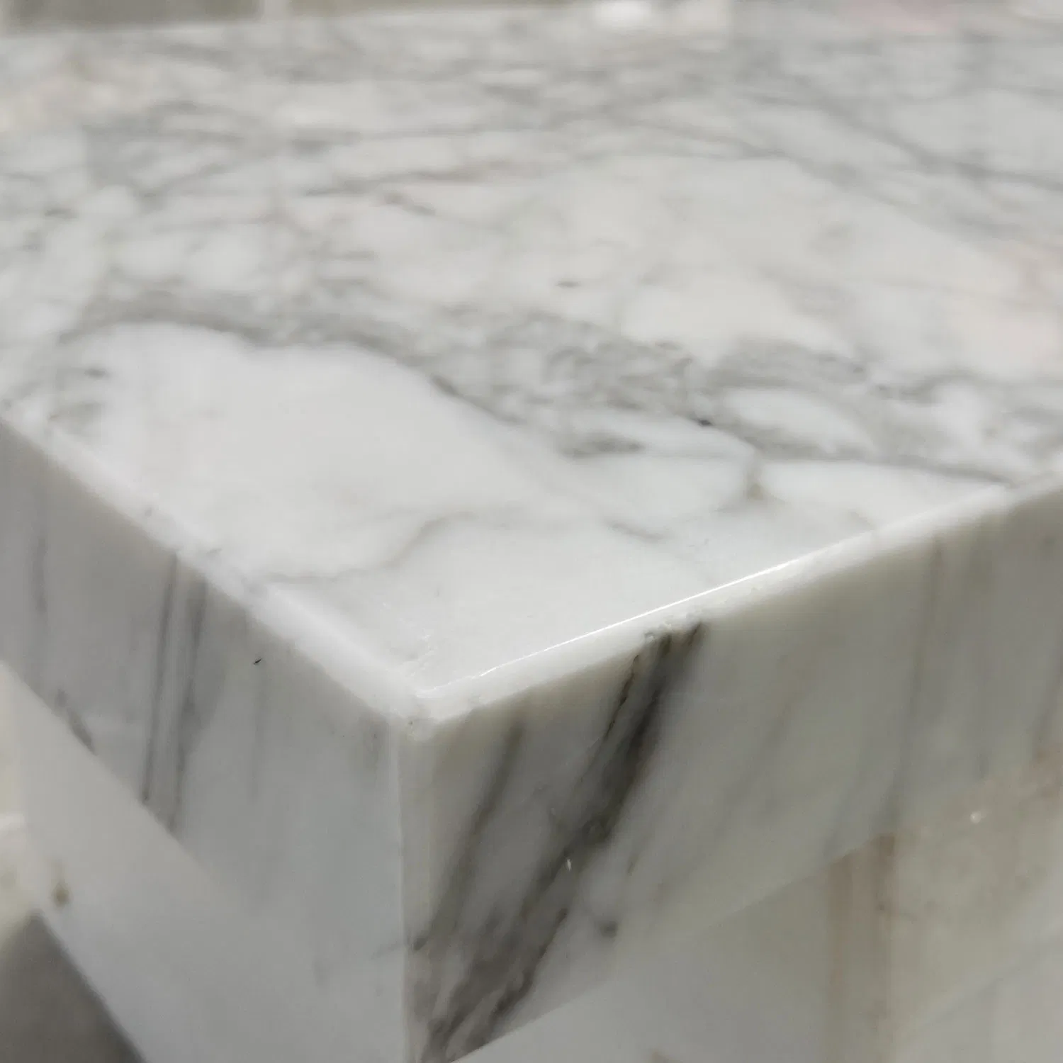 Factory Manufacture Customize Natural Stone White Bianco Carrara Marble Kitchen Countertops