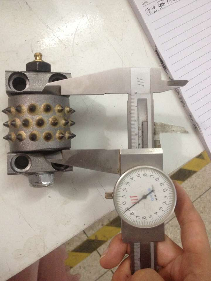 Алмазный роликовый буш-хаммер для шлифовки бетона