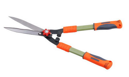 Heavy-Duty Hedge Shears with Telescopic Handle for Ultimate Reach