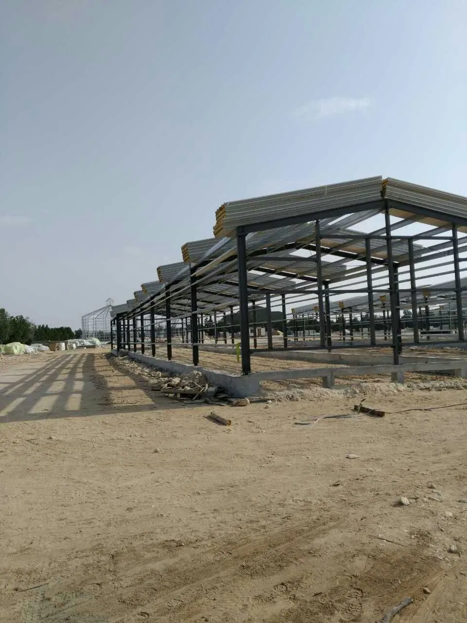 Prefab Steel Structure Warehouse with Solar Power Prefabricated Steel Building Garage Storage Shed Metal Building Warehouse