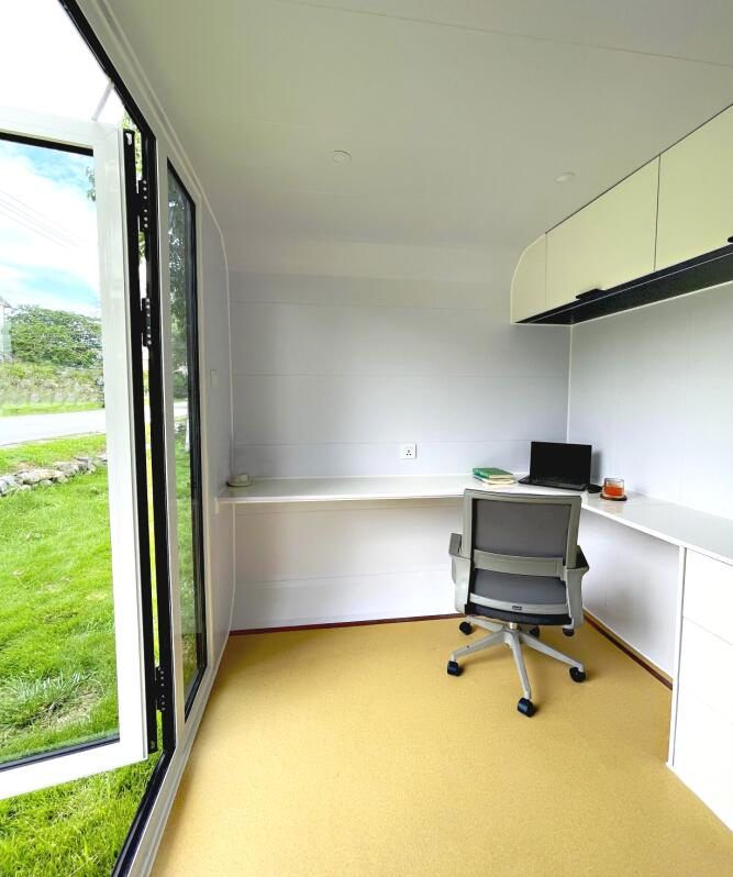 Suihe 3m Custom Apple Cabin Prefabricated Modular Smart Home House Space Capsule House Luxury