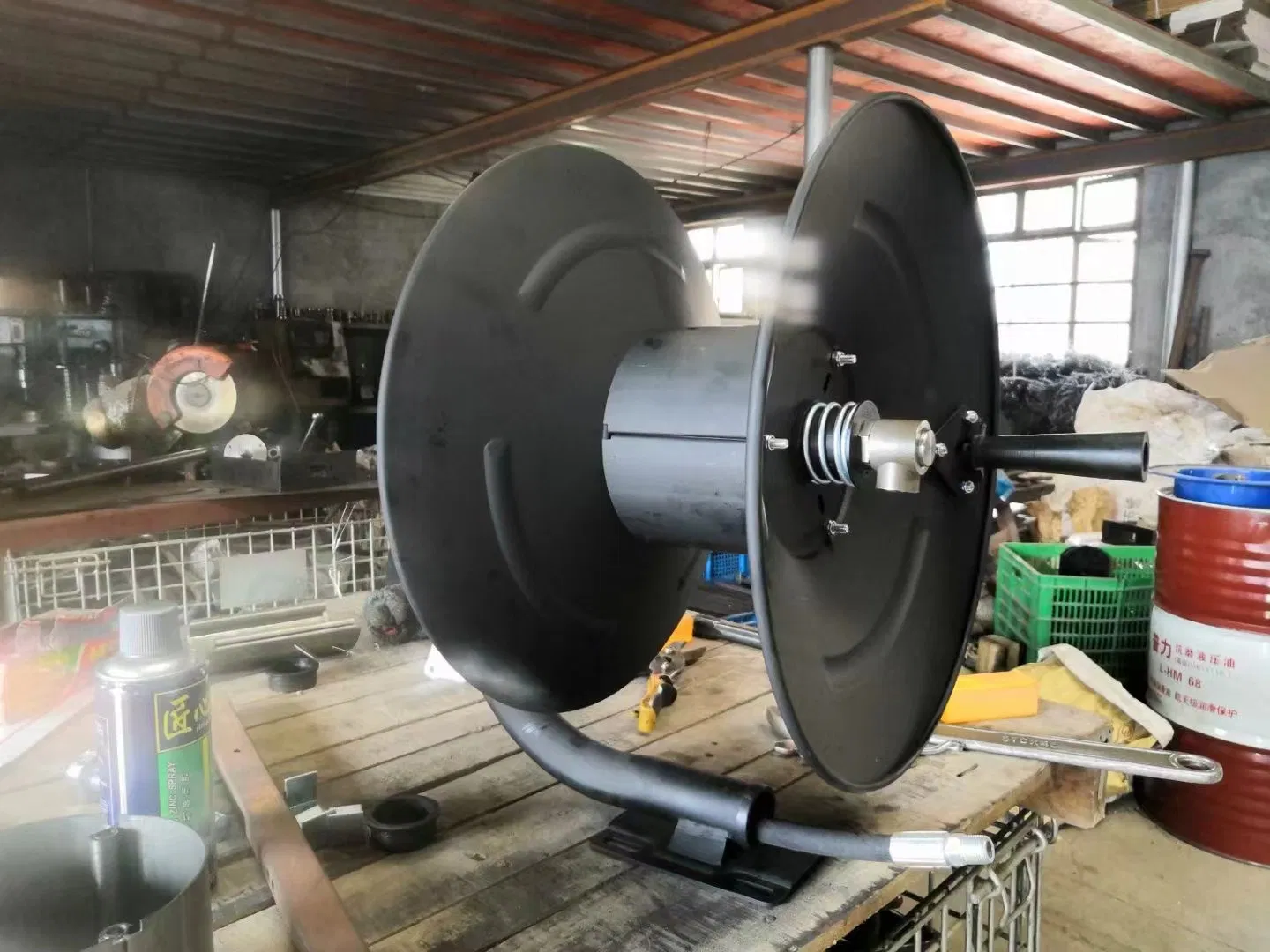 Hand Crank PU Mesh Material Auto Water Hose Reel