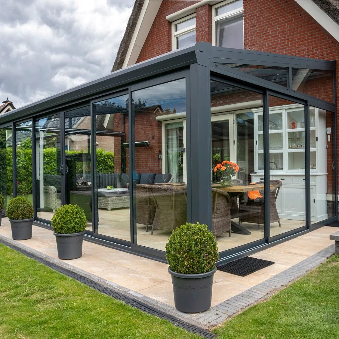 Prefab Glass Garden House Lean to Roof Sunroom with Aluminum Extrusion Profile