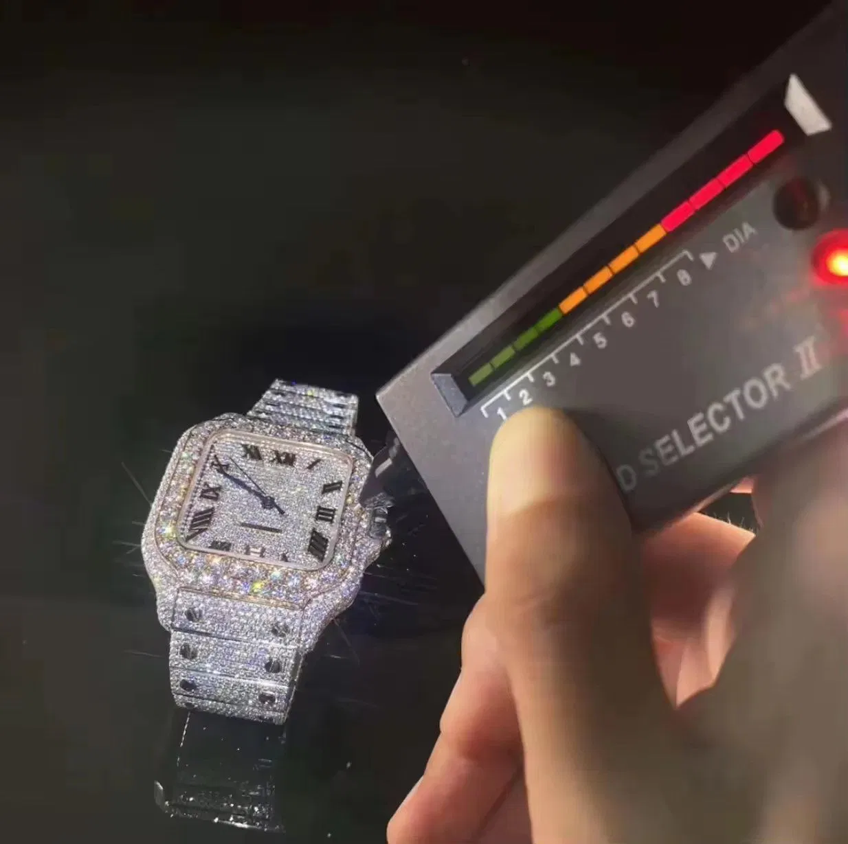 Wholesale Vvs Sport Wrist Diamond Watch Iced out Watch Men Women Cock 1: 1 Moissanite Watch Automatic Mechanical Watch