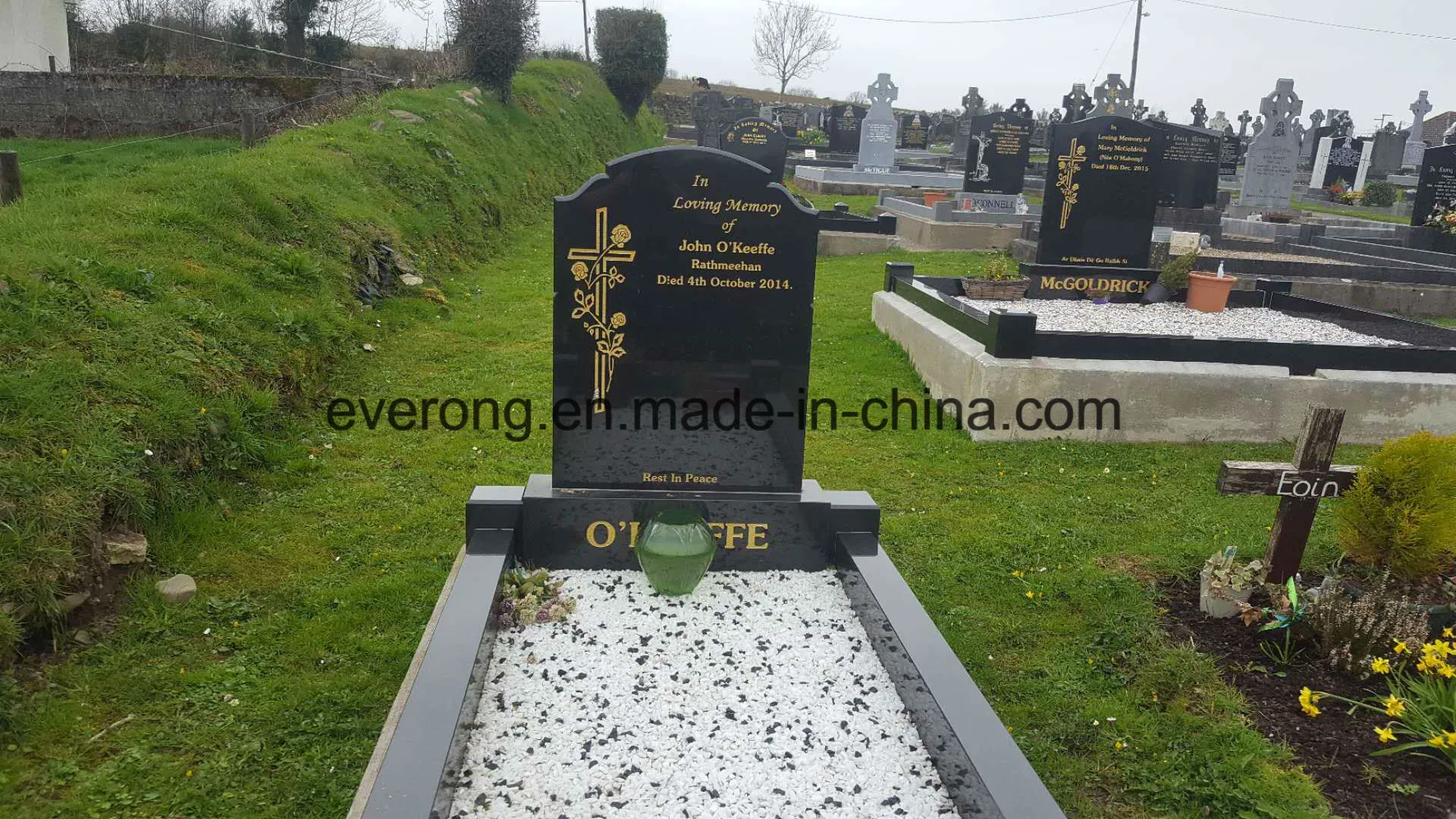 Irish Style White/Grey/Black Granite Tombstone/ Headstone