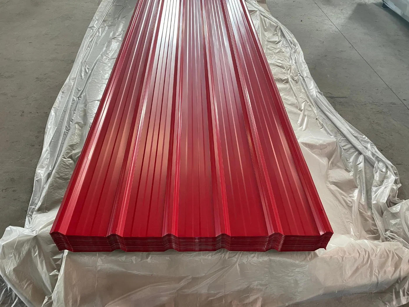 Colour Coated Steel PPGI Roofing Sheet for All Weather Conditions