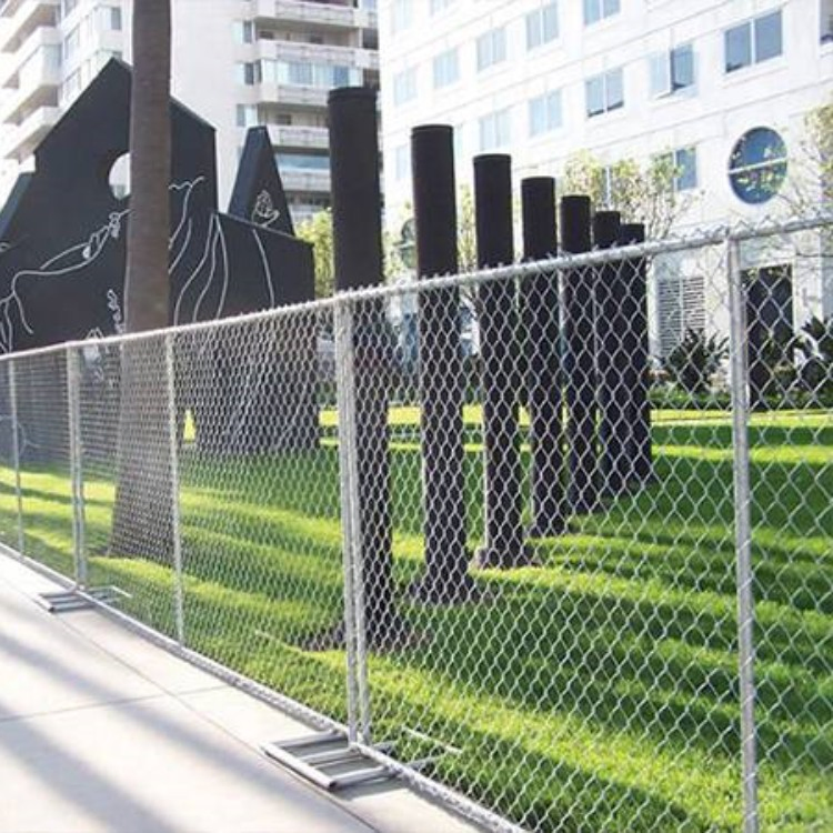 Chain Link Fence Panel Temporary Mobile Fence with Metal Feet America Market/Galvanized Temporary Fence/Fence Pancel/Chain Link Temporary Fence