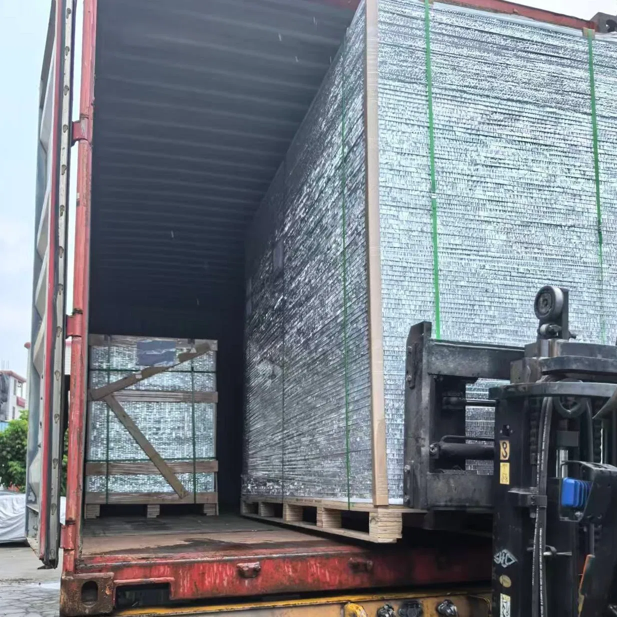 Mothproof & Damp-Proof Aluminum Honeycomb Panels for Furniture & Wall Panel