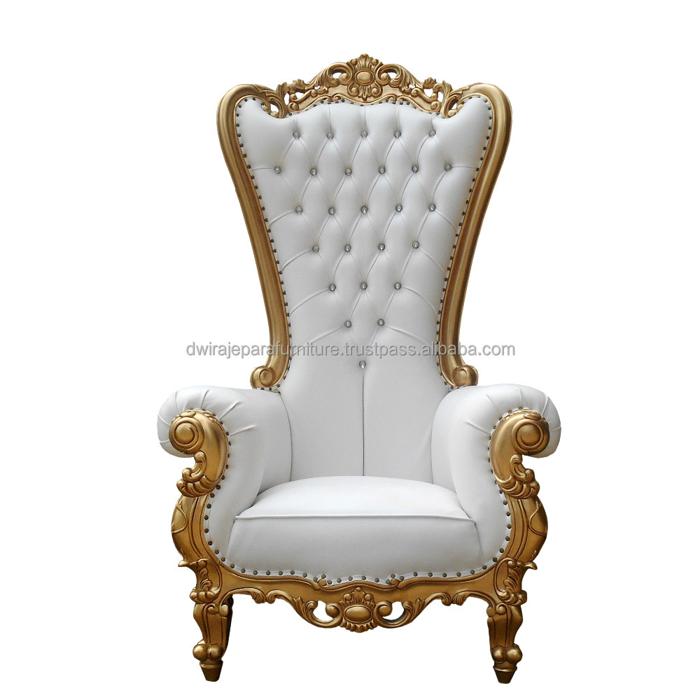 Мебель деревянная для гостиной