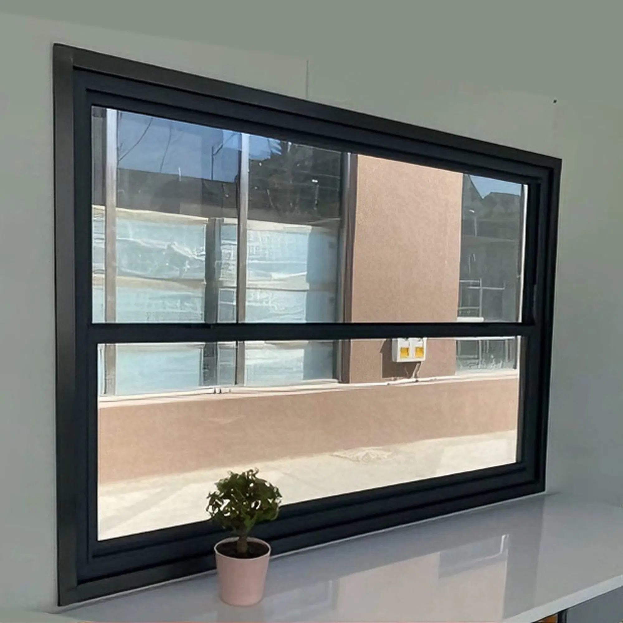 Звукоизоляционное подъемно-сдвижное окно для высоток