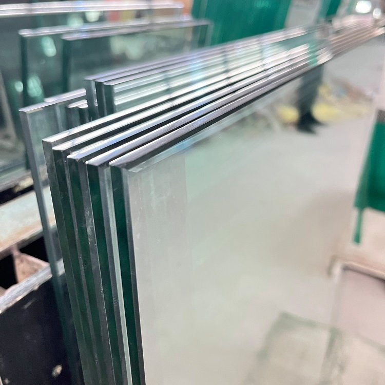 China High Quality Portable Aluminum Frame Decorative Glass House Sun Room Clear Tempered Building Glass