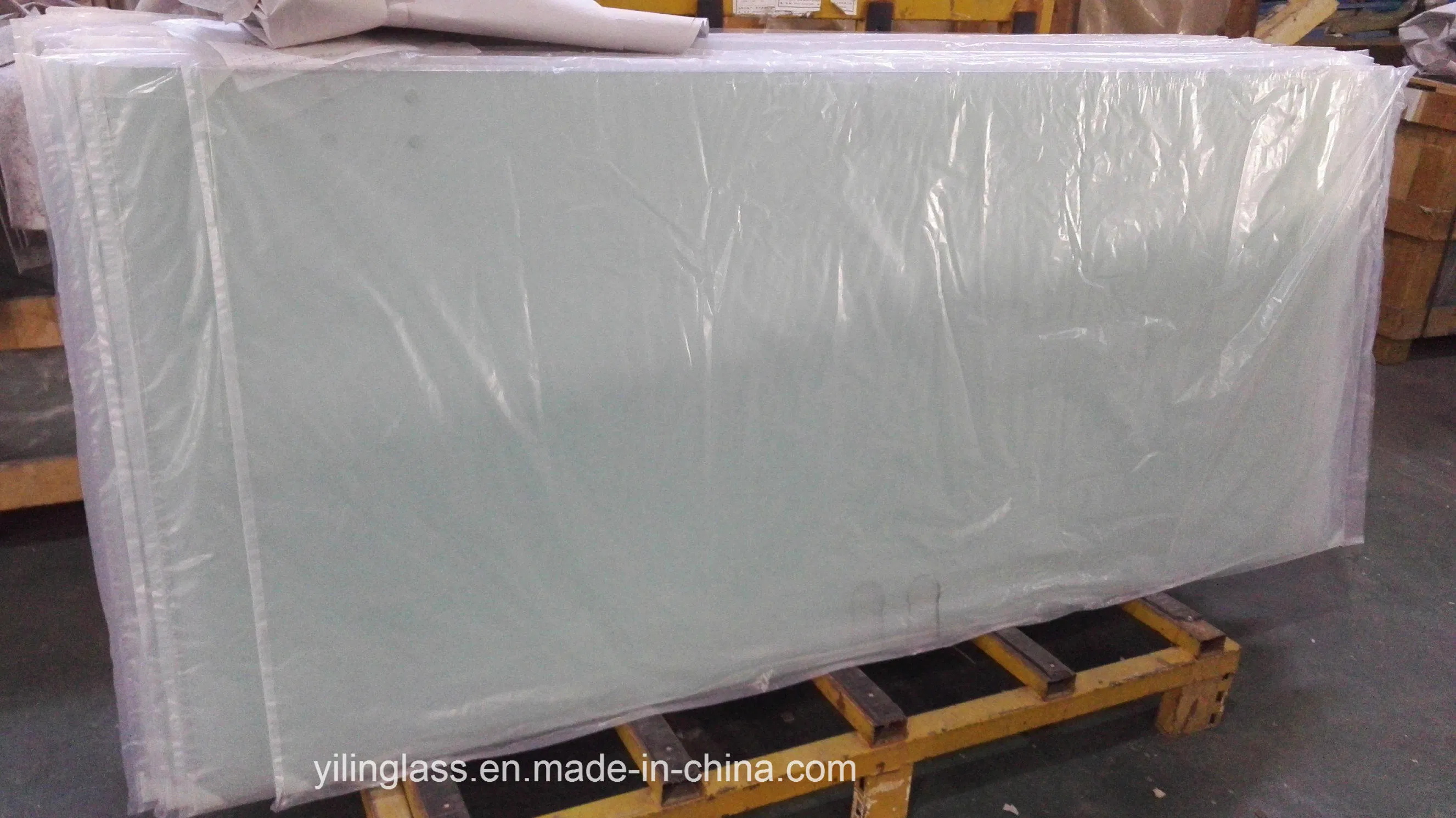 ANSI Certificate Frameless Glass Shower Screen