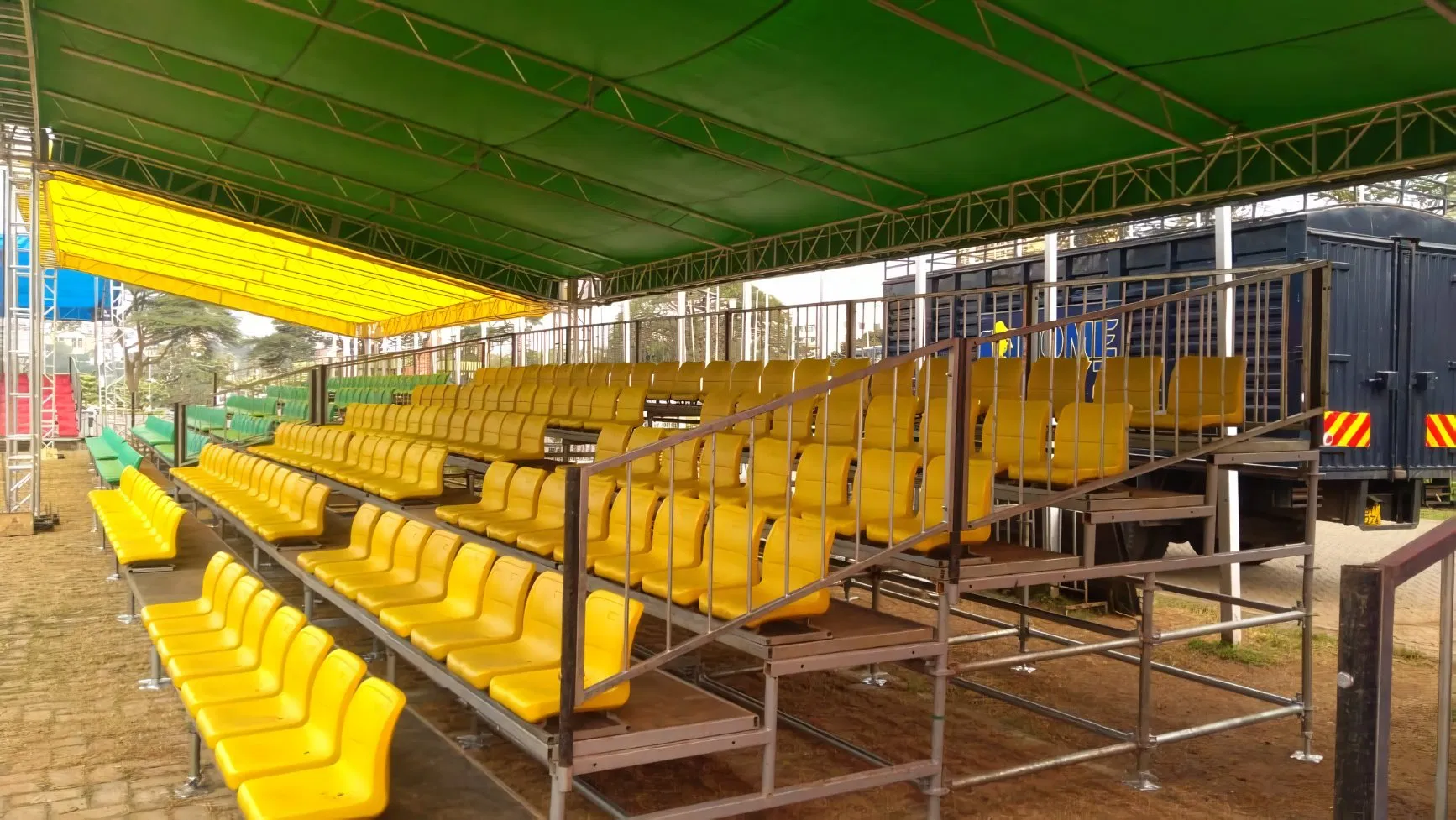 Manual Pull Indoor/Outdoor Stackable Portable Gym Bleachers Retractable Tribune Mobile Grandstand with 1 Year Warranty