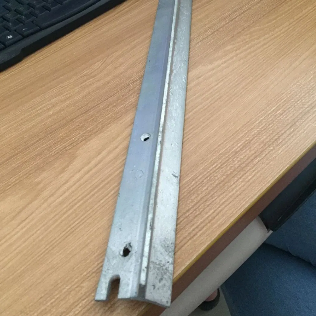 Durable Heavy Duty Steel Y Post for Fencing Solutions