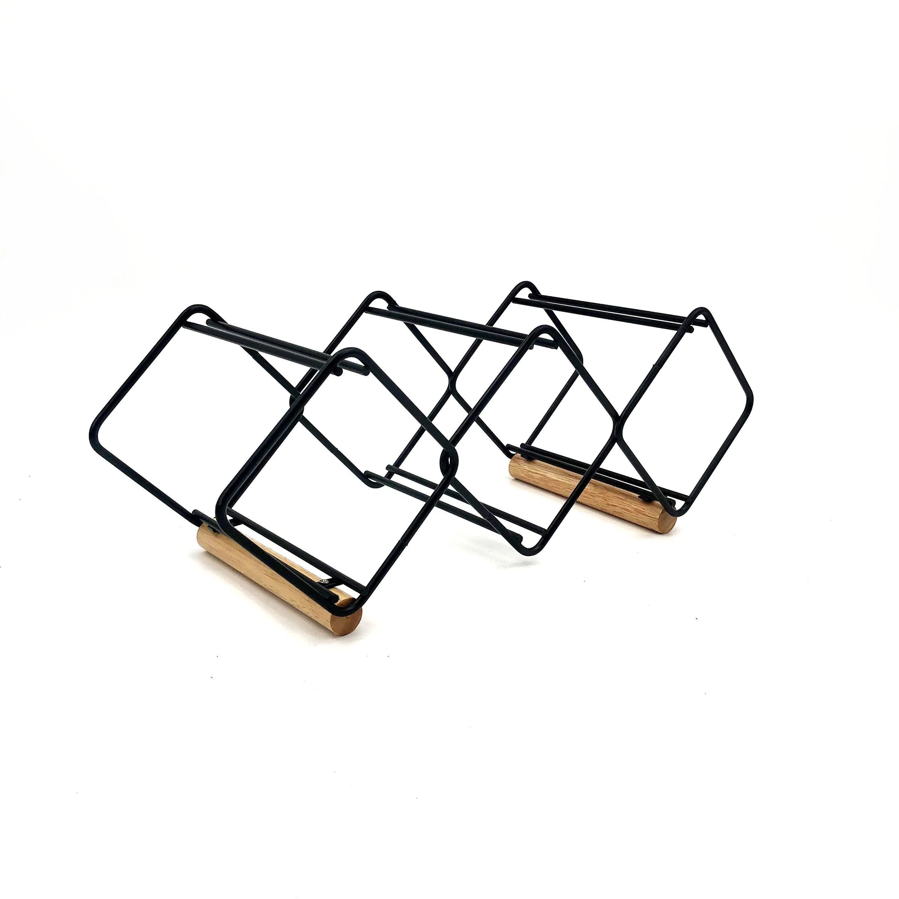 Настенная подставка для винных бутылок из металла