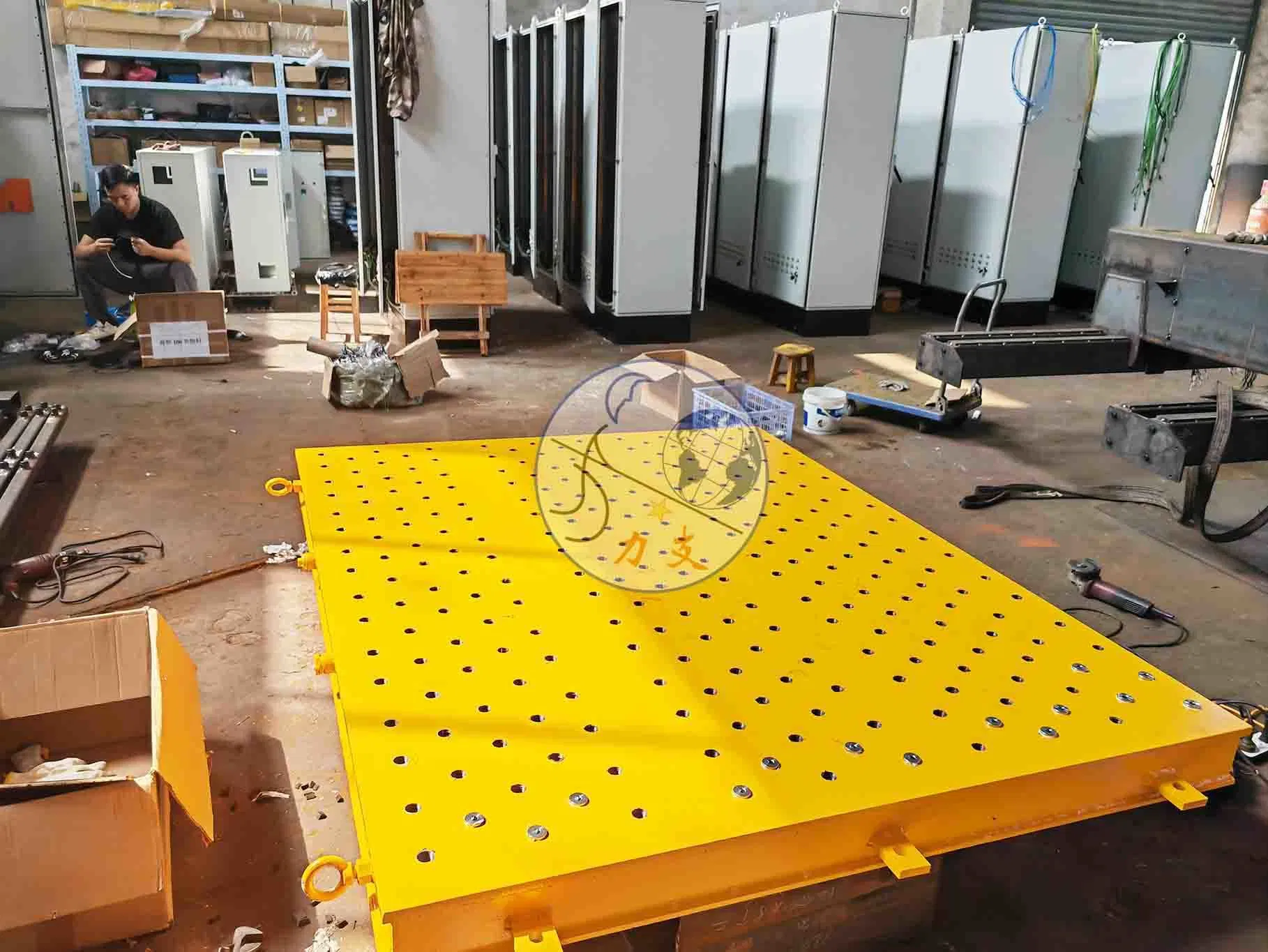 Многозонный вакуумный патрон для станков с ЧПУ