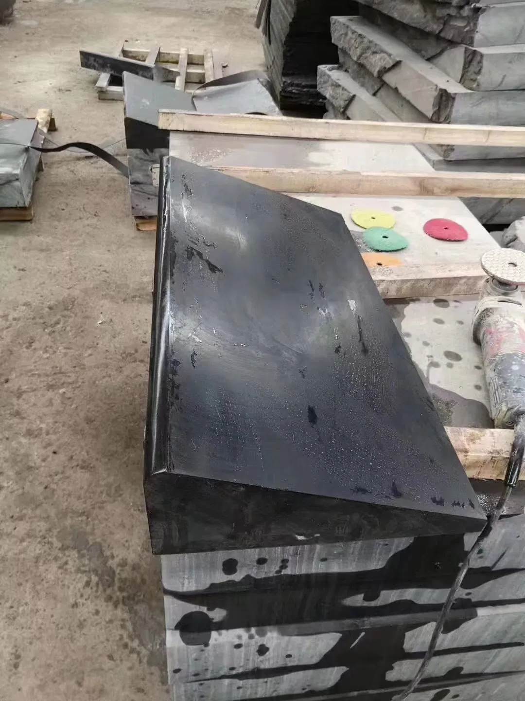 Cheap Polished Black Granite Small Basalt Slab for Stair