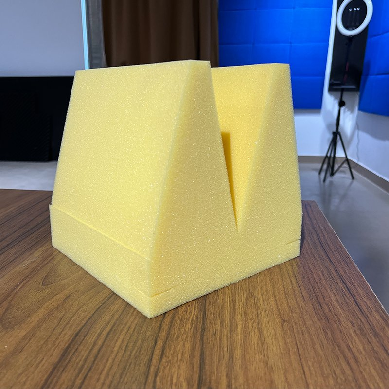 Small Sound-Absorbing Split Polyurethane Split Anechoic Chamber Sound-Absorbing Split
