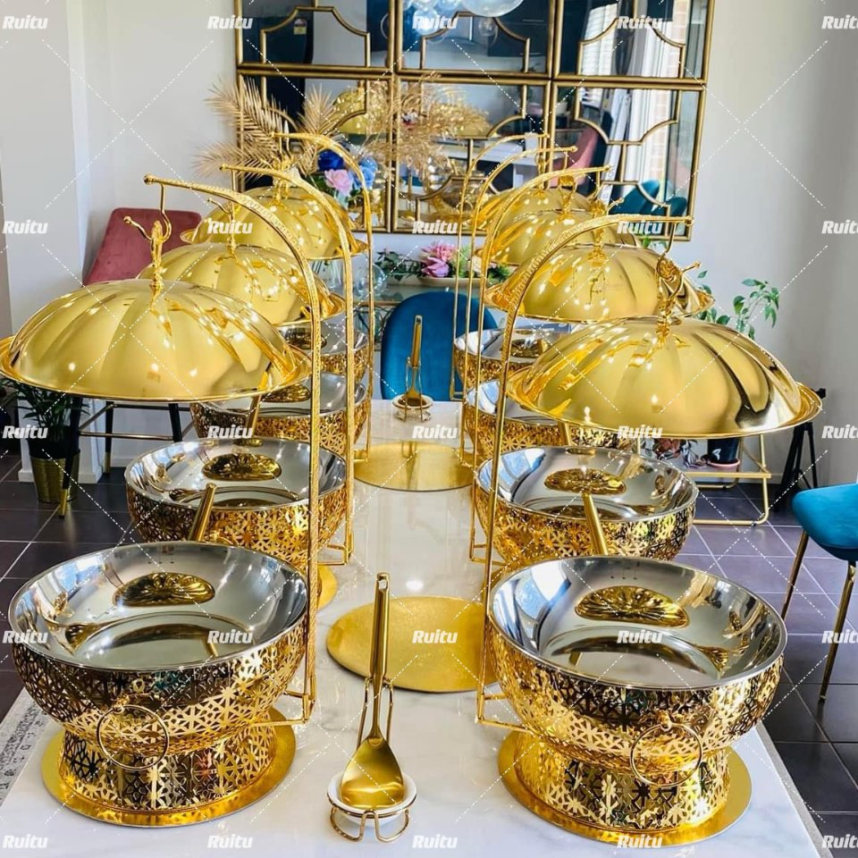 Hotel Restaurant Decorative Fancy Party Wedding Catering Buffet Shafing Dishes Hook Des Bell Hanging Lid Cover Hammered Chafing Dish Set