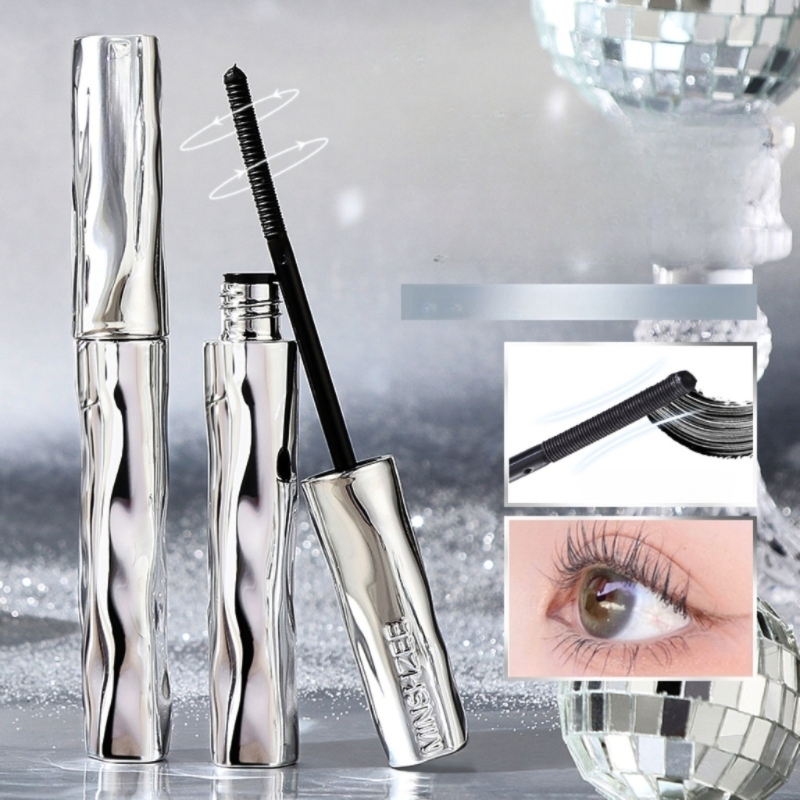 The Richly Pigmented, Quick-Drying, Shape-Holding, Nourishing and Repairing Mascara