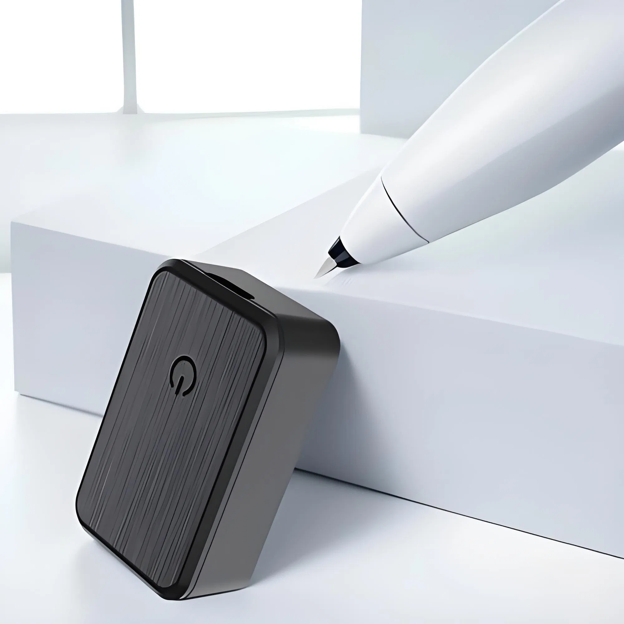 Real-Time GPS Tracking Device with Magnetic Mount for Easy Use, Smart GPS Tracker