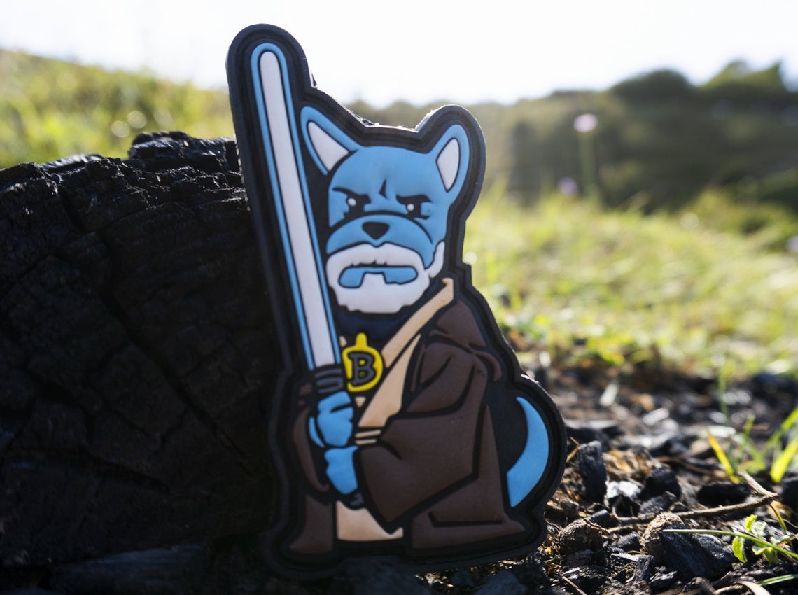 Значок силиконовый 3D светящийся с логотипом