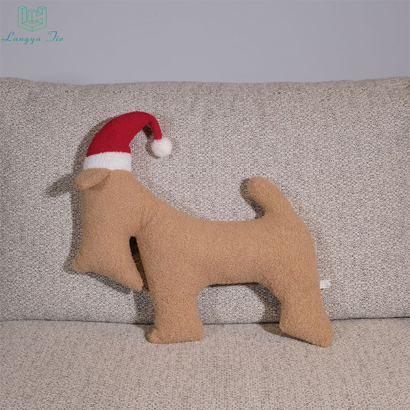 Wholesale Langyu Special-Shaped Cushions Dutch Velvet Deer Pillow Christmas Throw Pillows Christmas Elk Cushions