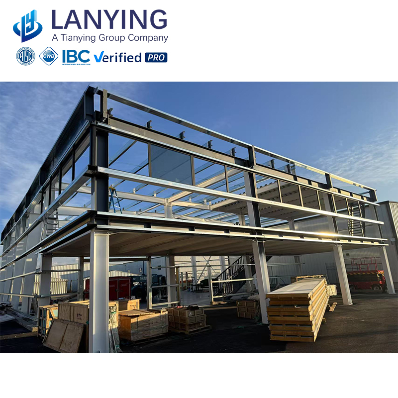 China Steel Prefabricated Warehouse Steel Frame for Warehouse with Insulated Panels