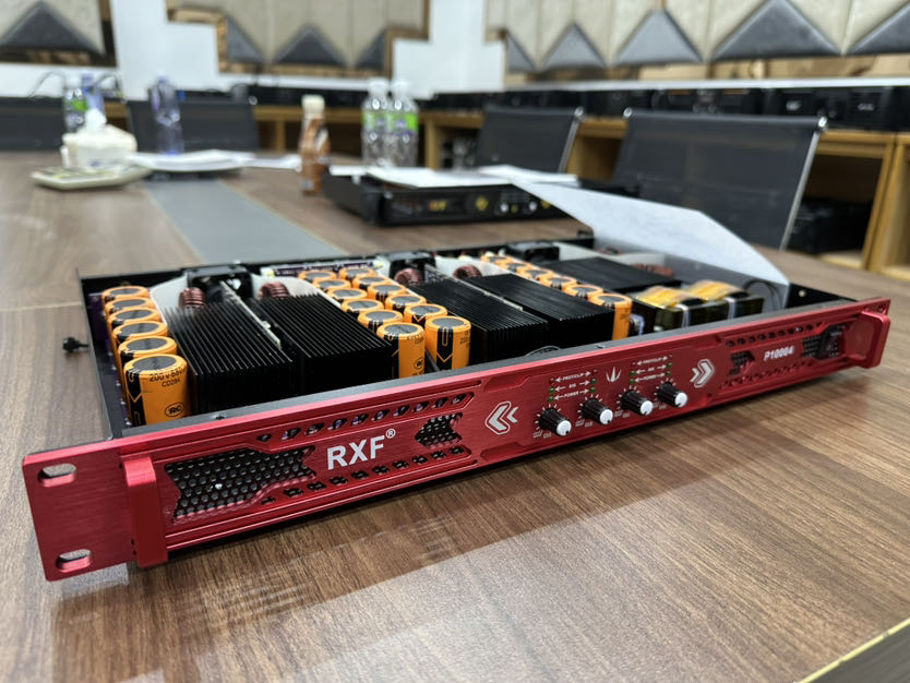 B Series Class D Power Amplifier for Professional Sound Equipment Power Amplifier