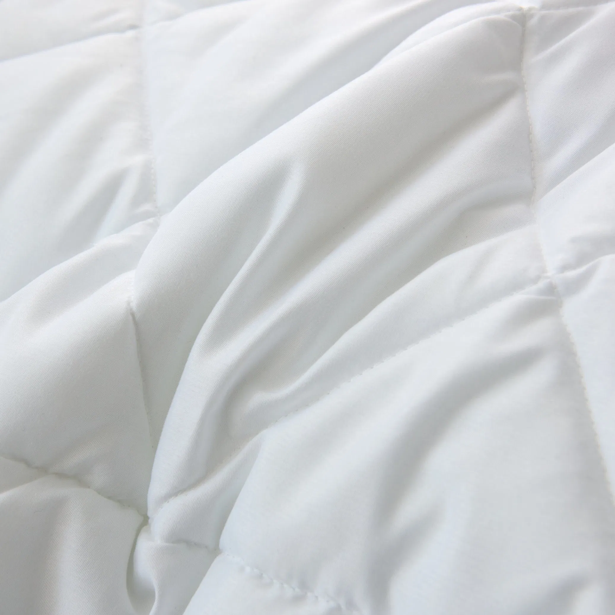 Hot Selling and Best Price 100% Polyester Microfiber All Season Comforter Quilt