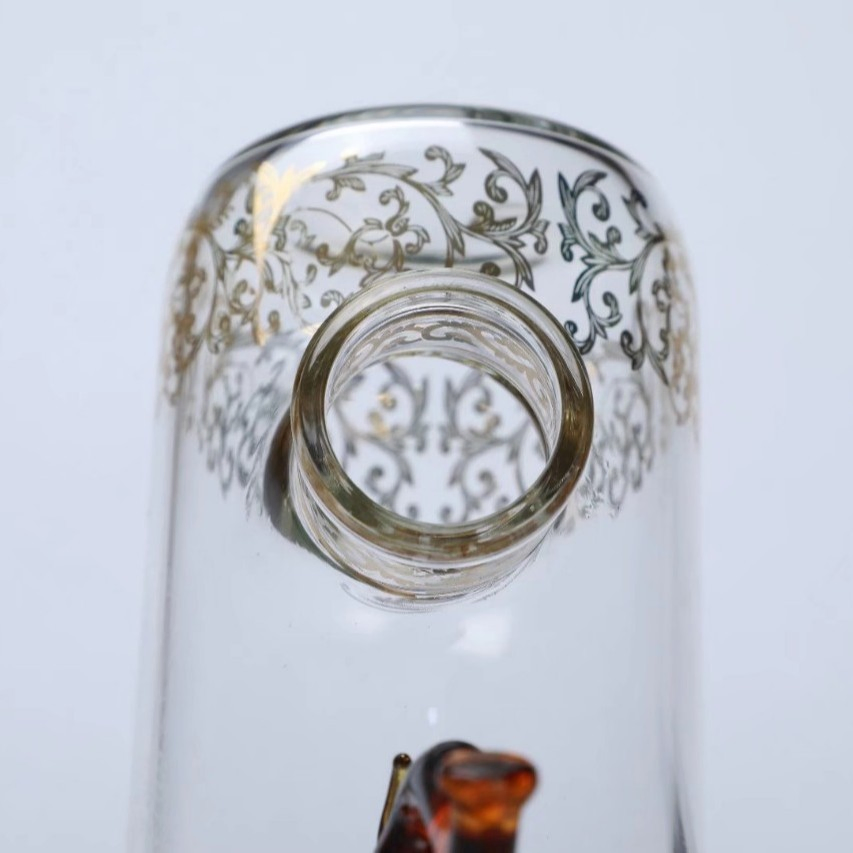Design Empty Glass Bottle Ox Horn Shaped Glass Decanter for Wiskey Brand