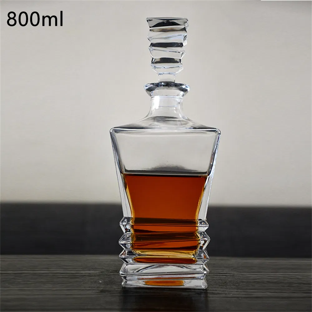 850ml Wholesale High Quality Glass Whiskey Decanter with Stopper
