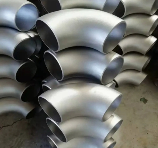 Flange, Elbow, Reducer, Tee with High Quality Material Efficient Concentric in Stock