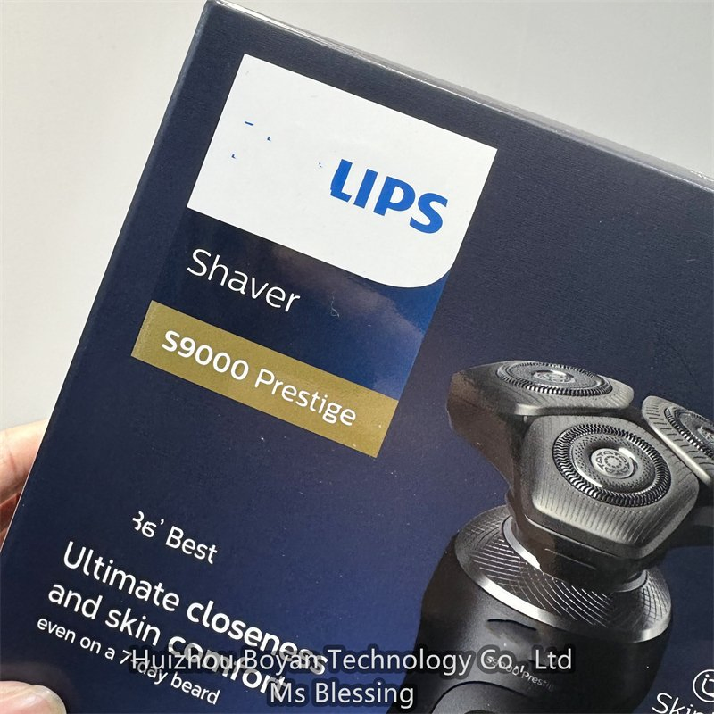 Phylips S9000 Prestige Advanced Shaver for 7 - Day Beard Trims