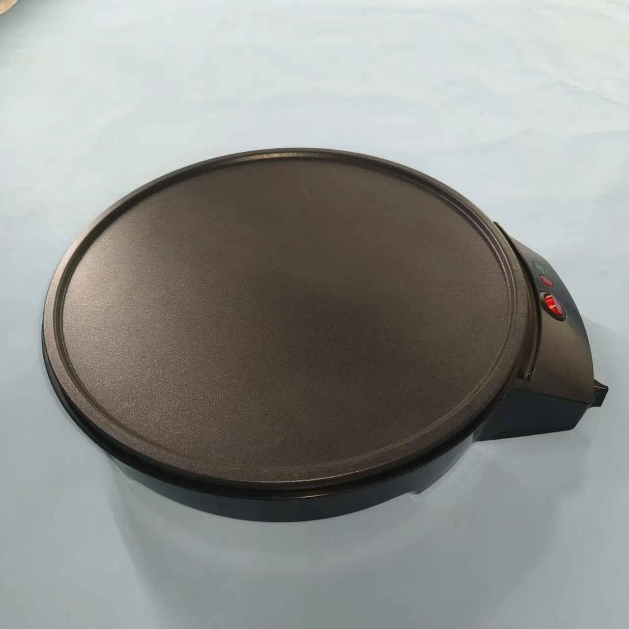 Electric Crepe Maker with Auto Shut-off and Temperature Control for Perfect Crepes