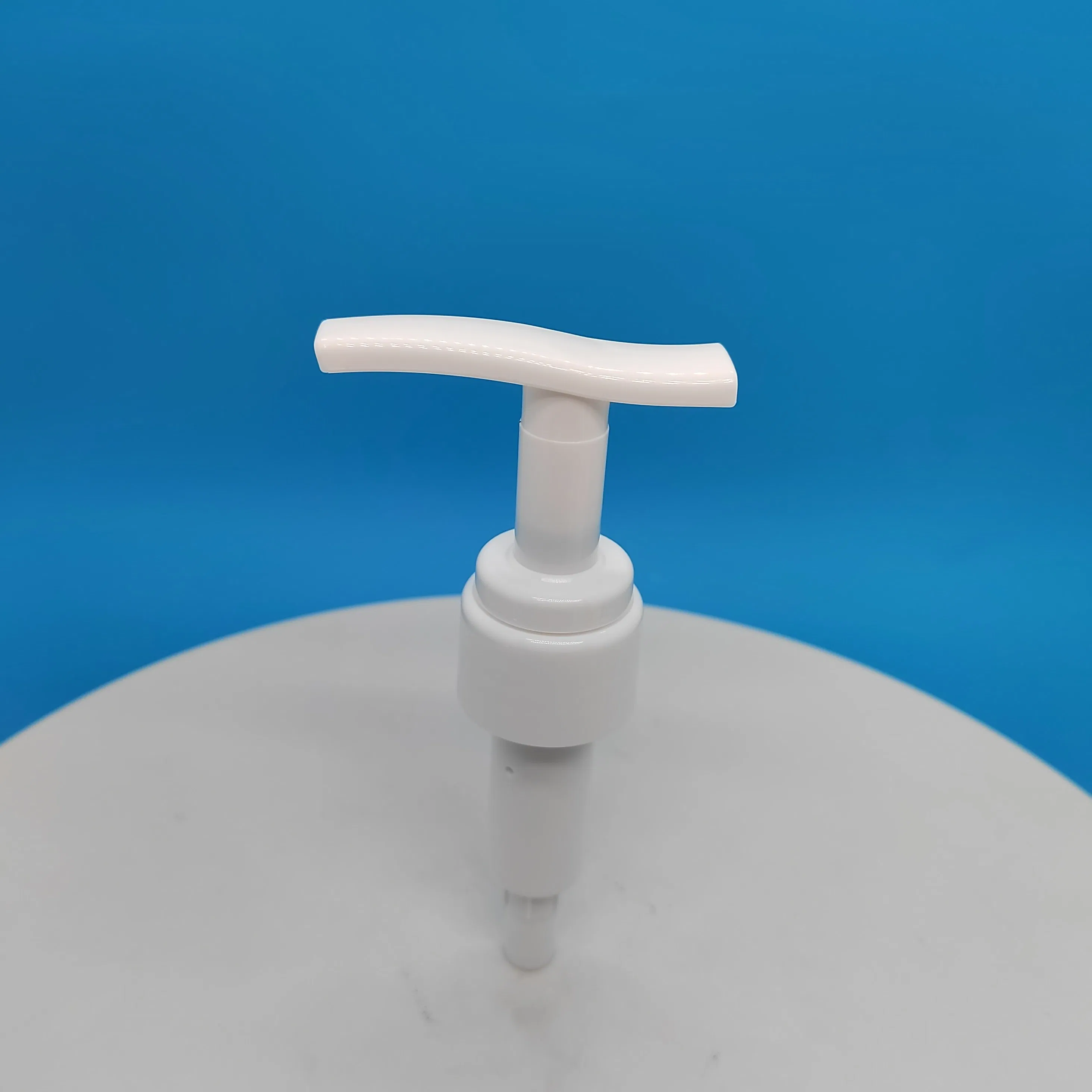 28/410 Outside Spring Shampoo Shower Gel. Plastic Hand Press Lotion Pump