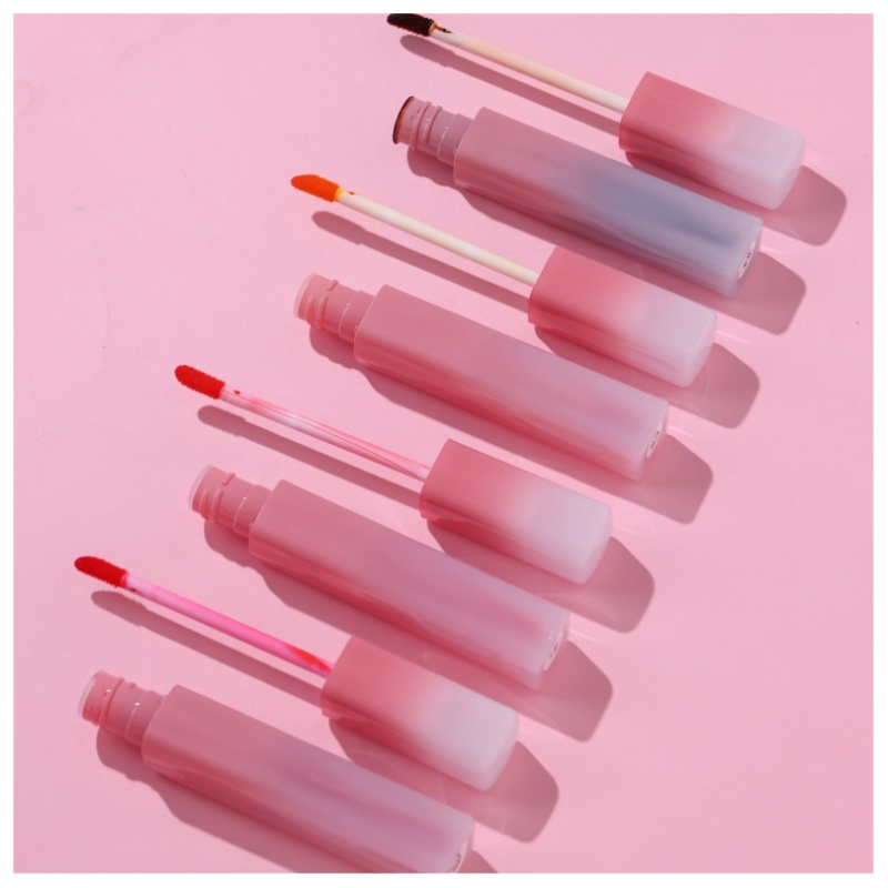 Private Logo Best-Selling Tear-off Lip Gloss, Waterproof Velvet Matte, Easy to Makeup