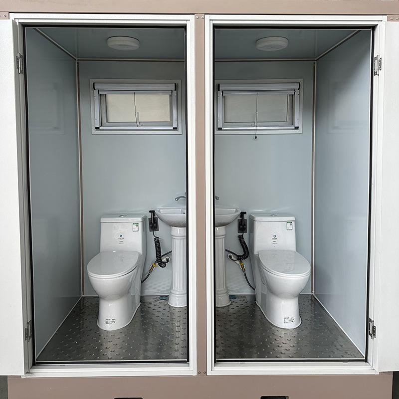 Demountable Prefab Toilet: Transport in Parts, Assemble Without Welding
