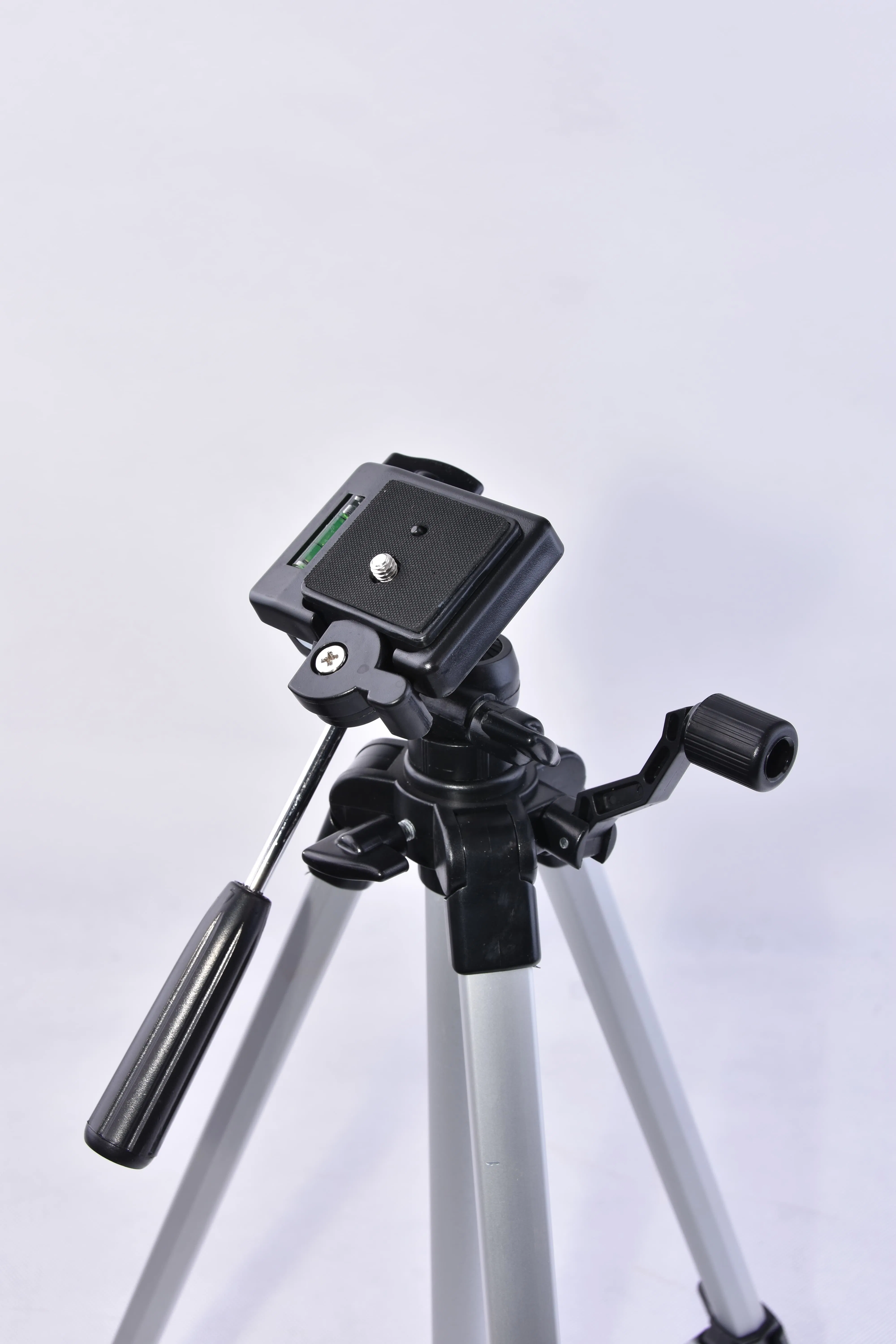 Fosoto Wholesale Price Stable Long Lasting Tripod Flash Light Stand for Studio