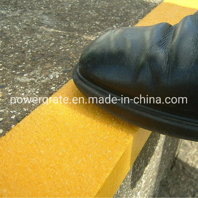 ISO 9001 Certified Phenolic Resin Stair Nosing for UV Protection