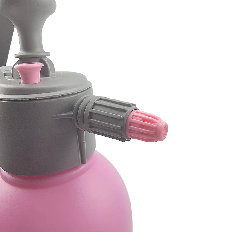 2L Hand Garden Irrigation Water Sprayer