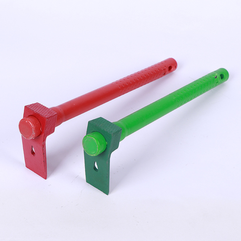 Iraqi Plastic Handle Cast Steel Excavation Prying Nails Hammering and Knocking with Handle Hoe
