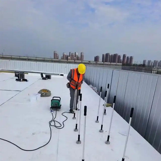 Good-Quality Deleno PVC Waterproofing Membrane Roofing Material for Tunnel/Basement