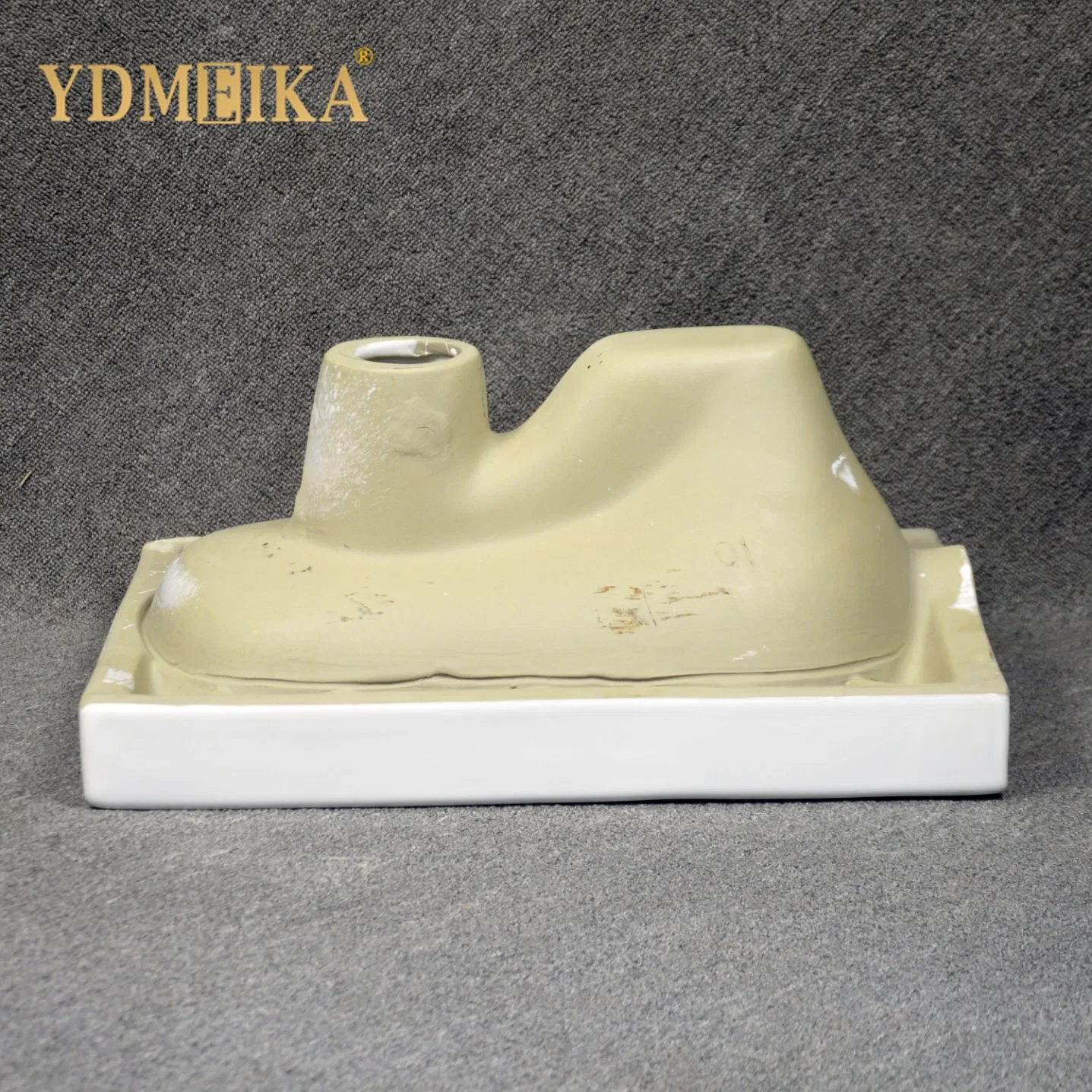 Gourd Shaped Squat Pan Professional Factory Ceramic Toilet Manufacturer of Bathroom Pan Squatting Toliet Ceramic Squating Pan Wc