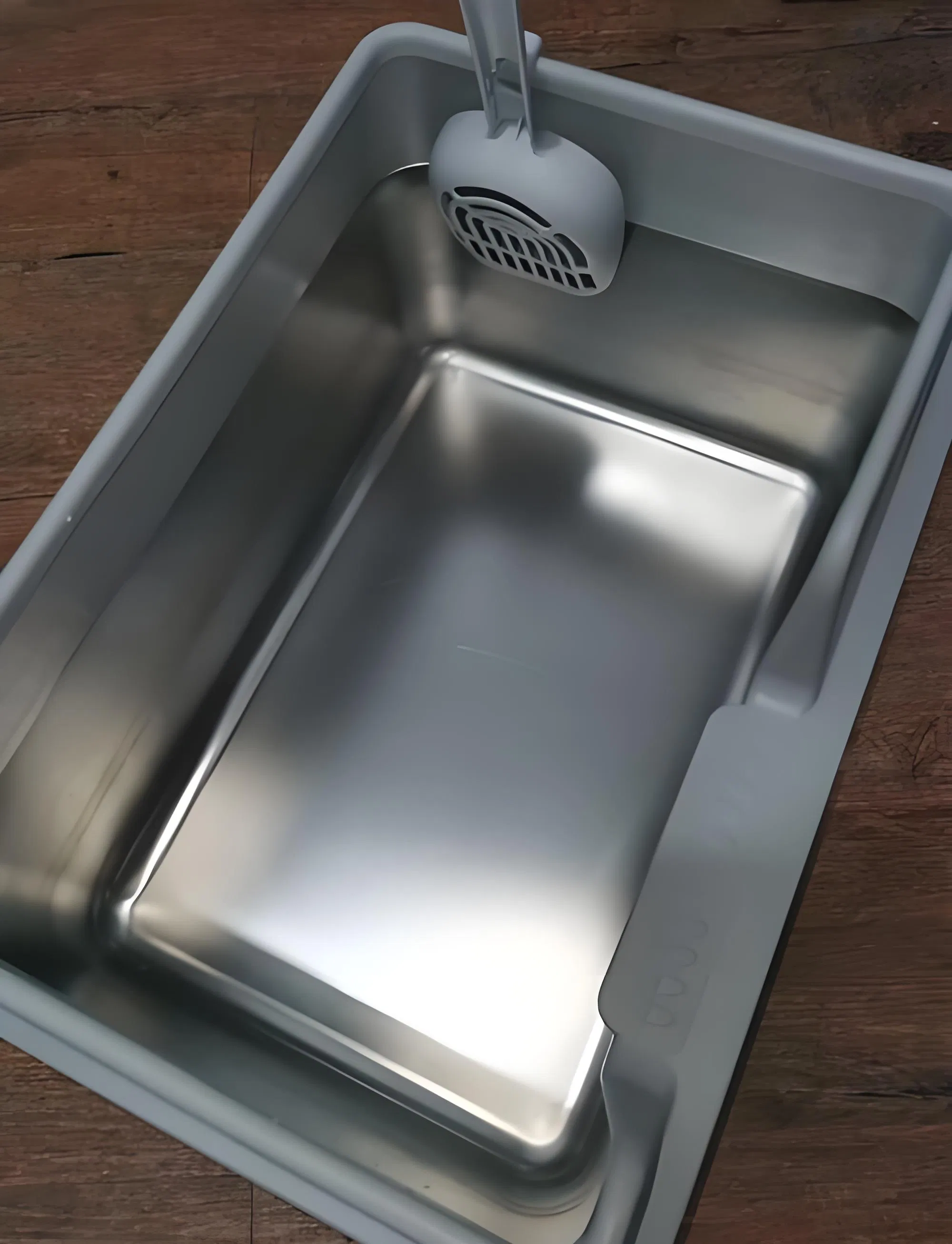 Versatile Rectangle Folding Cat Litter Box for Multiple Cats