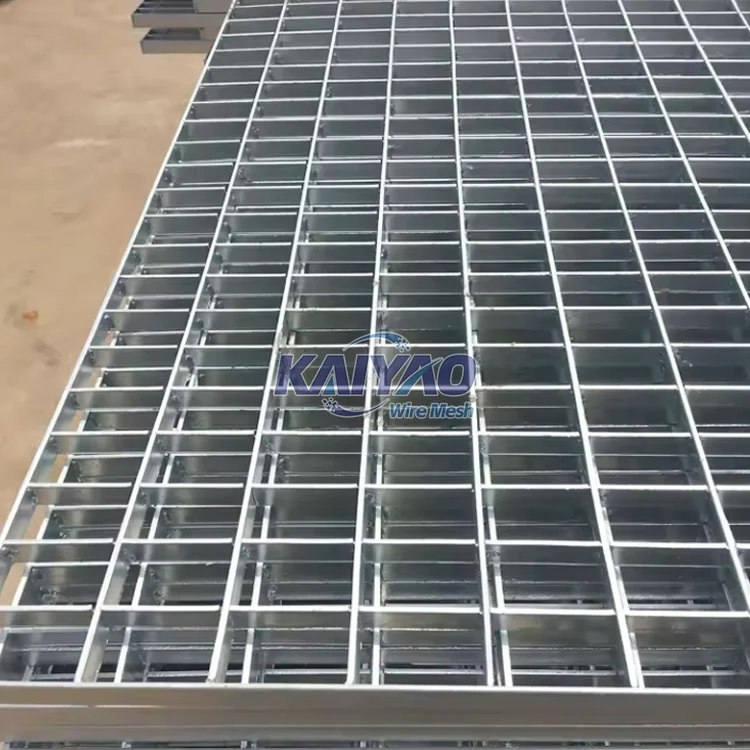 Discounted Firm and Reliable Steel Grating