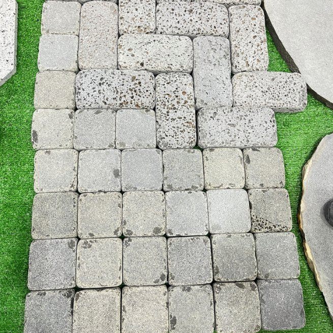 Stone Wall Cladding Chiseled Water Feture Stone Facade Tile Waterflow Serrated Surface Basalt Wall Tile