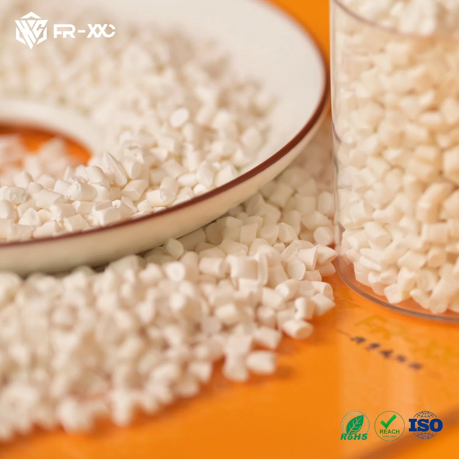 High Efficiency Low Halogen Flame Retardant Masterbatch for PE Panels
