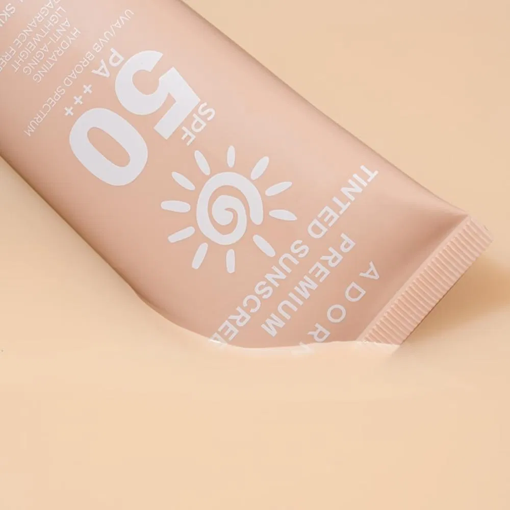 Wholesale Natural Vegan Moisturizer UVA UVB SPF 50 Face Sunscreen Tinted Sun Protection Cream