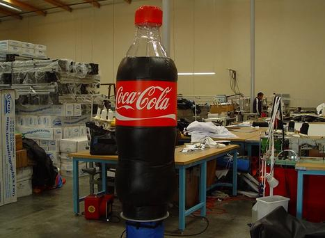 2023 New Mini on Desk Advertising Inflatable Beer Bottle